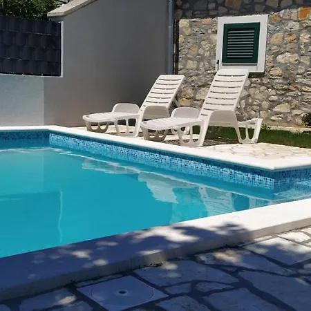 Kamena Kuca Rutar Pridraga