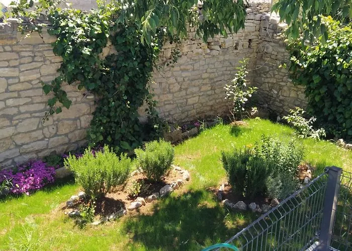 Kamena Kuca Rutar Pridraga